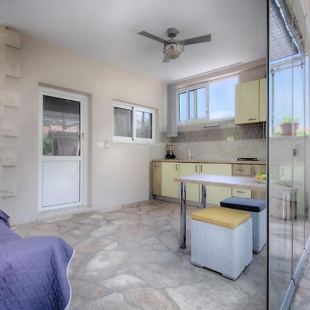 Villa Kamenica Komiža Екстериор снимка
