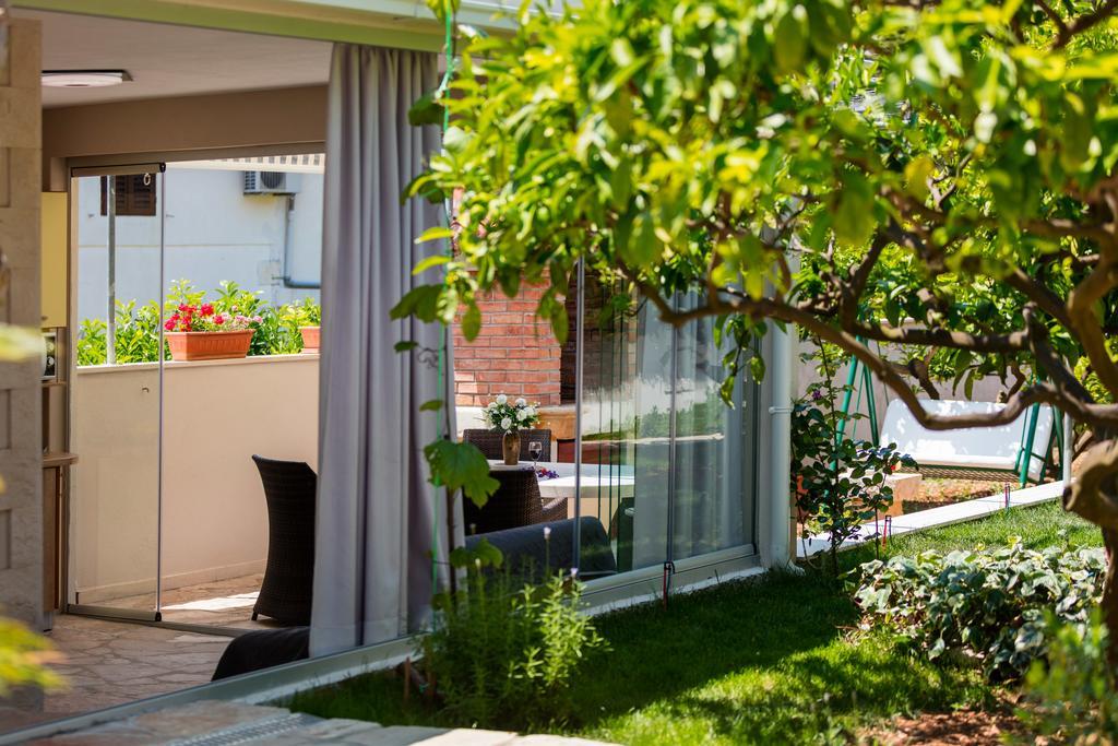 Villa Kamenica Komiža Екстериор снимка