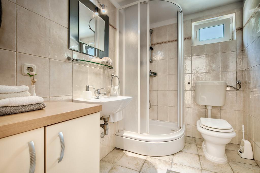 Villa Kamenica Komiža Екстериор снимка