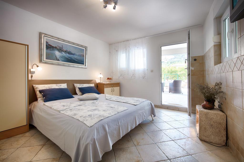 Villa Kamenica Komiža Екстериор снимка